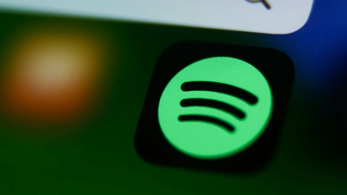 Kesepakatan Spotify dan Universal Musik Izinkan Ciptaan AI oleh Penggemar